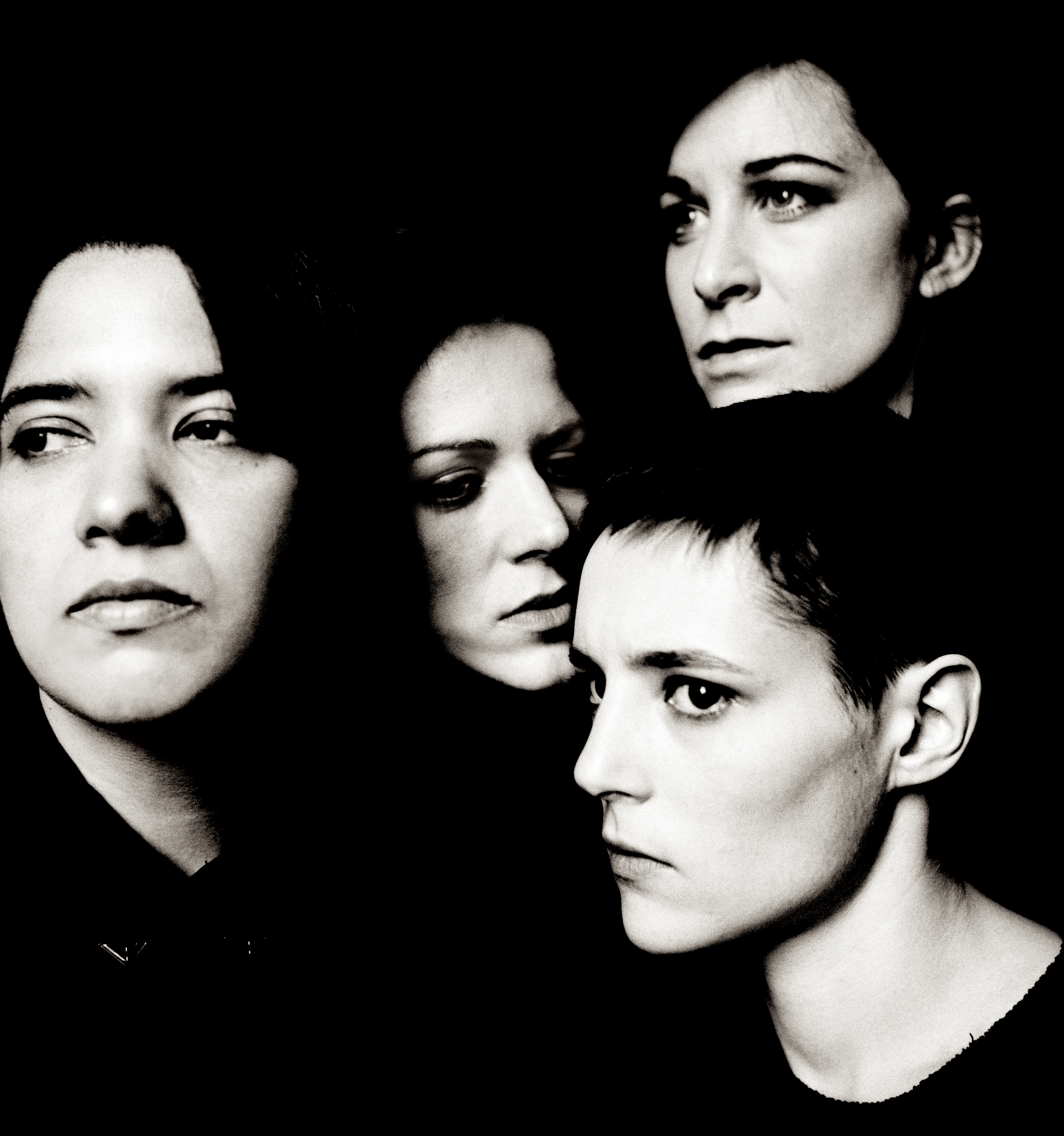 Interview: Savages' Ayse Hassan on their debut album, 'Silence Yourself'. | Coup De ...4348 x 4644