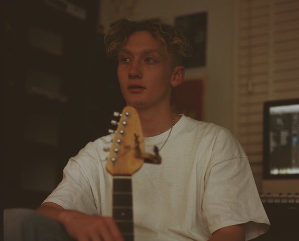 Introducing: Yellow Days and his debut album, 'Is Everything Okay In Your World?' | Coup De Main Magazine Introducing: Yellow Days and his debut album, 'Is Everything Okay In Your World?' | Coup De Main Magazine