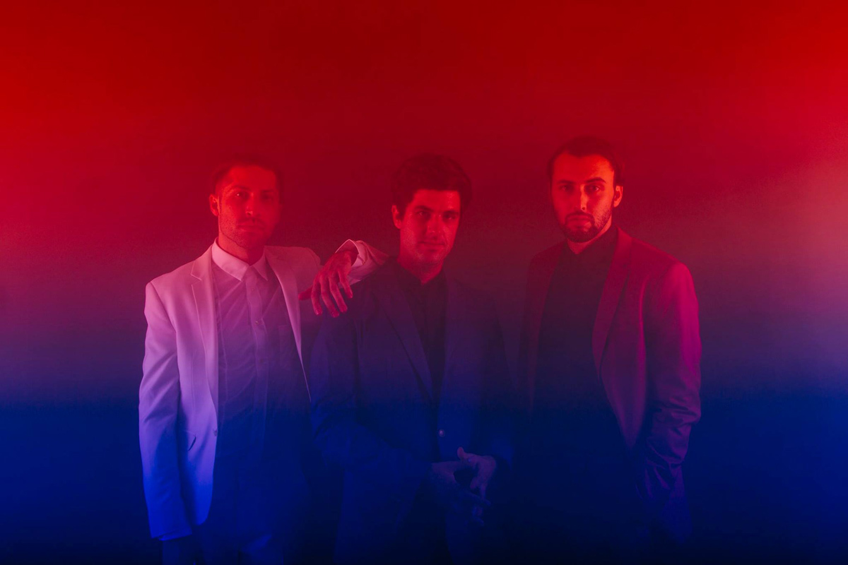 Interview Mini Mansions on 'Flashbacks' + 'Ticket For Two' premiere