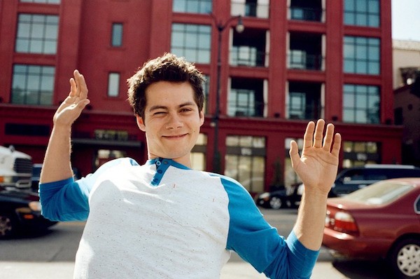 Dylan O'Brien Takes 'Maze Runner' Fans on 'Death Cure' Set Visit – The Hollywood Reporter