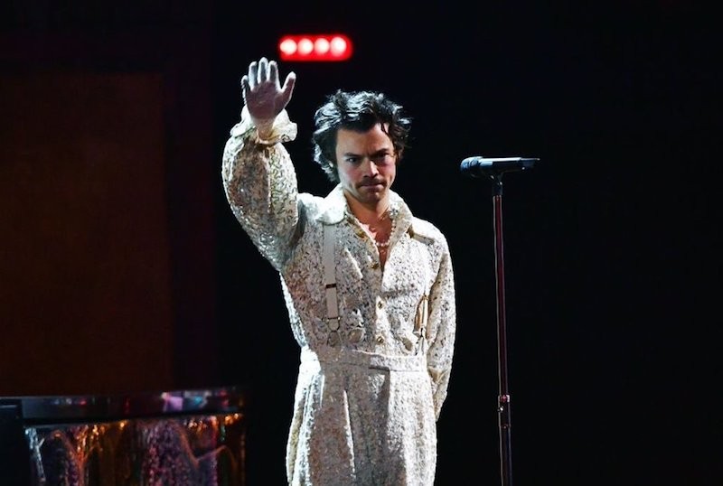 Watch Harry Styles Perform Falling At The Brit Awards Coup De Main Magazine