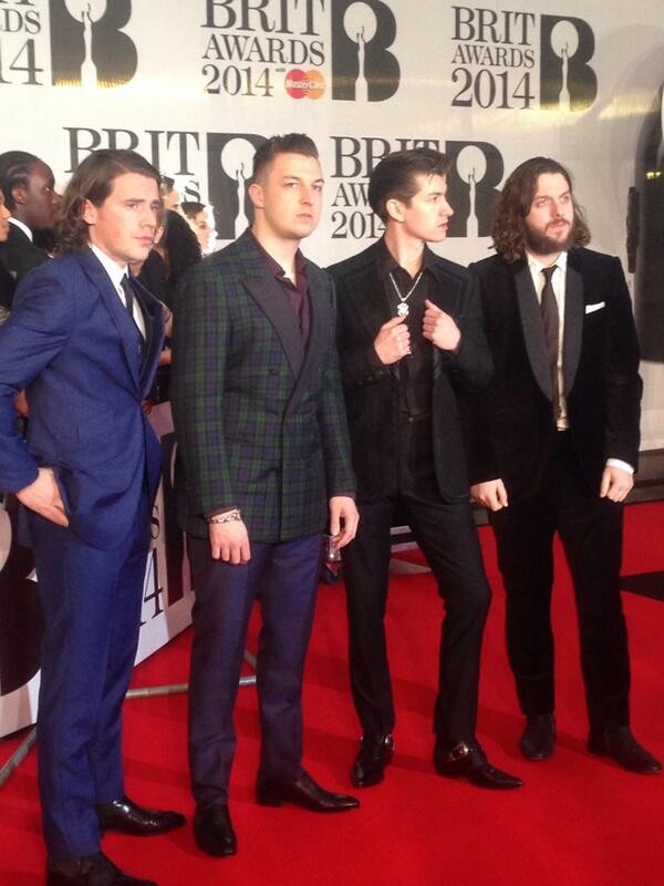 Arctic Monkeys - 'R live the 2014 BRIT Awards + winning | Coup De Main Magazine