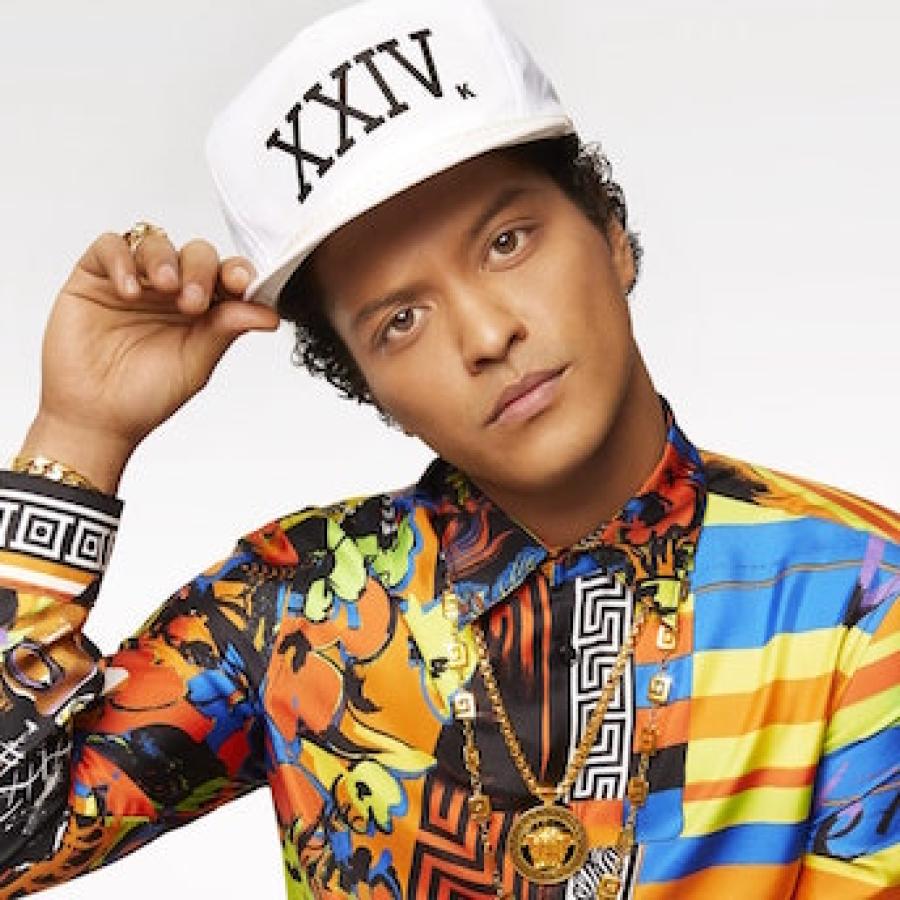 BRUNO MARIS Bruno Mars Teams Up With Lacoste, Marking the Artist's First