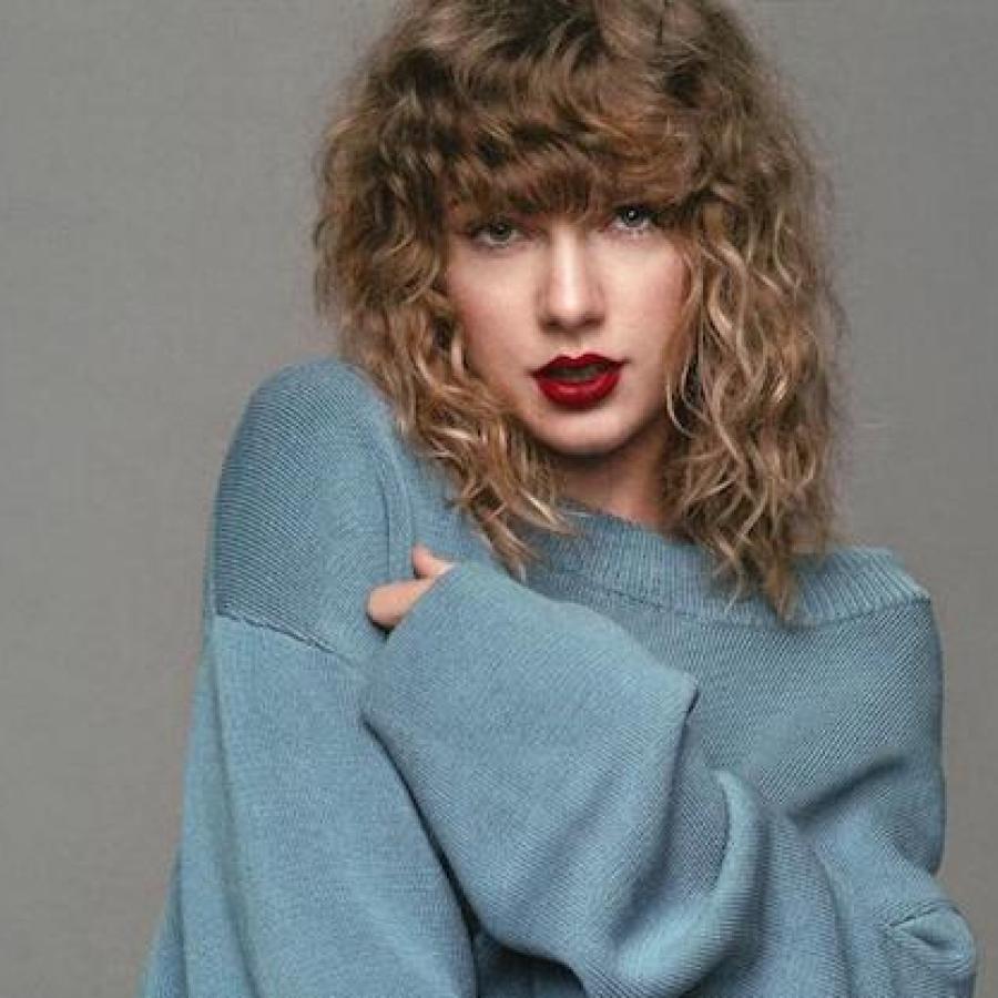 Behind-the-scenes of Taylor Swift's 'reputation' pop-up. | Coup de