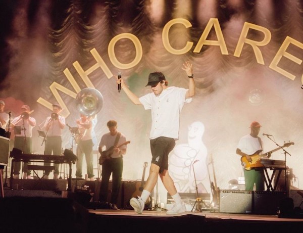 Watch Rex Orange County debut two new tracks from 'Who Cares?